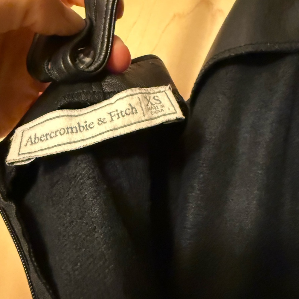 Abercrombie & Fitch Black faux leather dress Size XS - Picture 3 of 3